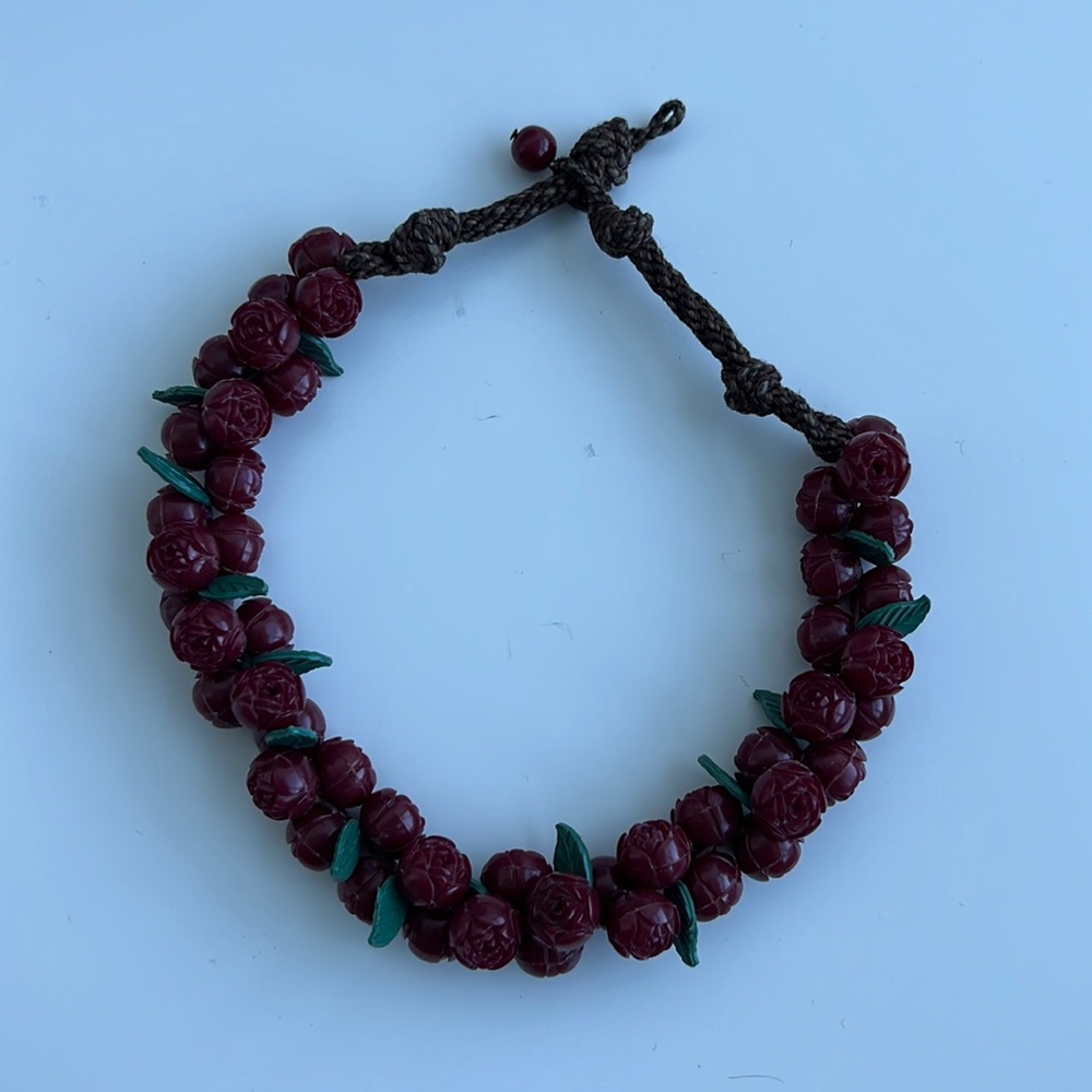 Vintage Pressed Plastic RoseBud Necklace
